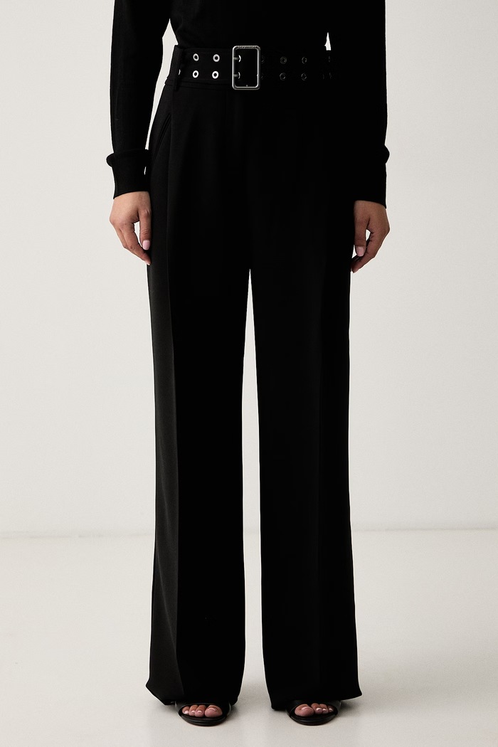 Trussardi spodnie garniturowe damskie czarny P008A002440N