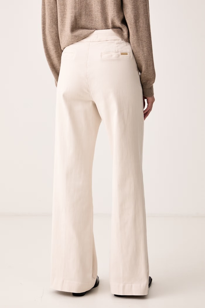 Odzież Joseph Ribkoff Jeansy straight damskie 263902 beżowy