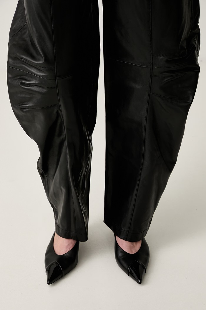 Rotate LEATHER CARGO spodnie skórzane damskie czarny 116170100