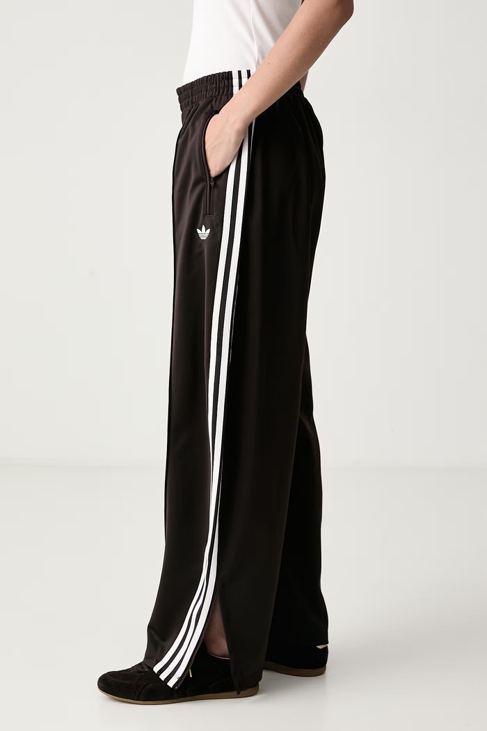 Спортивні штани жіночі Firebird Barrel adidas Originals LF1058 коричневий