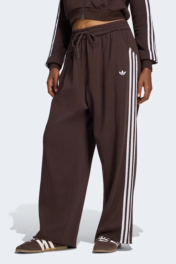 adidas Originals Spodnie dresowe damskie bawełniane LE8324 brązowy AW26