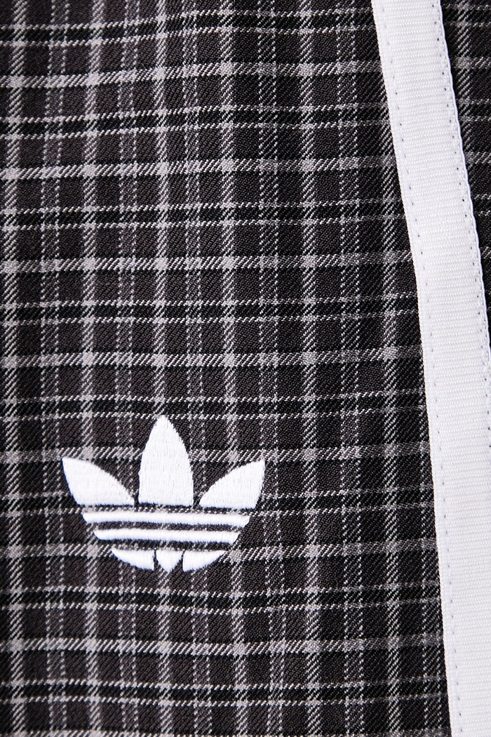 Nohavice dámske Checks adidas Originals sivá LD5340