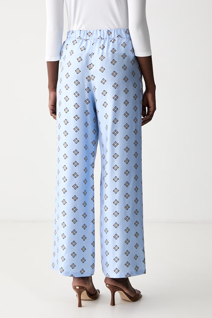 Odzież MM by Max Mara spodnie damskie jedwabne MMLADATTI 2626136037600 niebieski