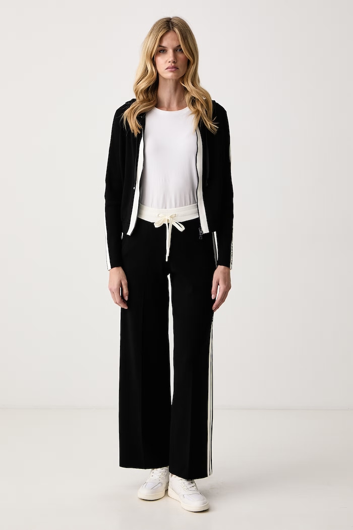 Elisabetta Franchi Spodnie dresowe damskie z wiskozą KP75S66E2 czarny AW26