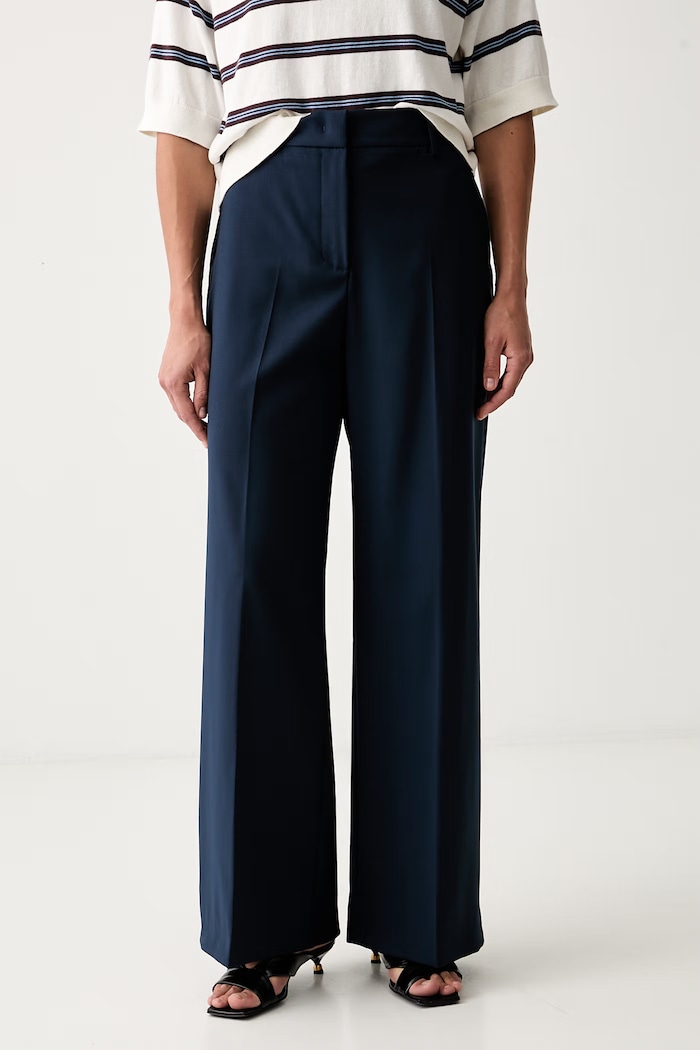 Weekend Max Mara spodnie damskie wełniane WKDVISIVO granatowy 2625136061600