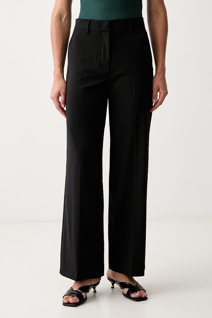 Weekend Max Mara spodnie damskie wełniane WKDVISIVO czarny 2625136061600