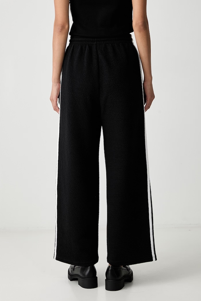 Odjeća adidas Originals Firebird Crop donji dio trenirke za žene KQ5833 crna