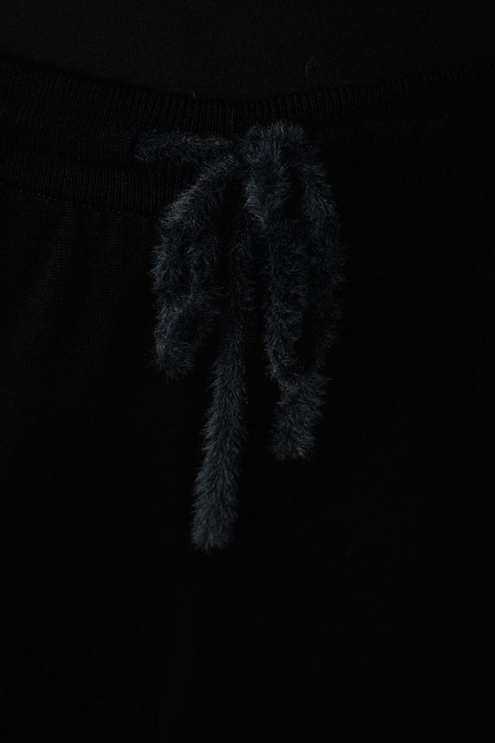 Pantaloni de trening pentru femei cu vâscoză Knit Firebird adidas Originals negru KS9363