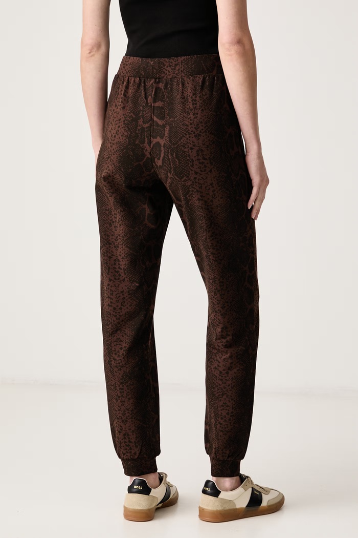Odzież EA7 Emporio Armani spodnie dresowe damskie z bawełną AF26043.7W001416 brązowy