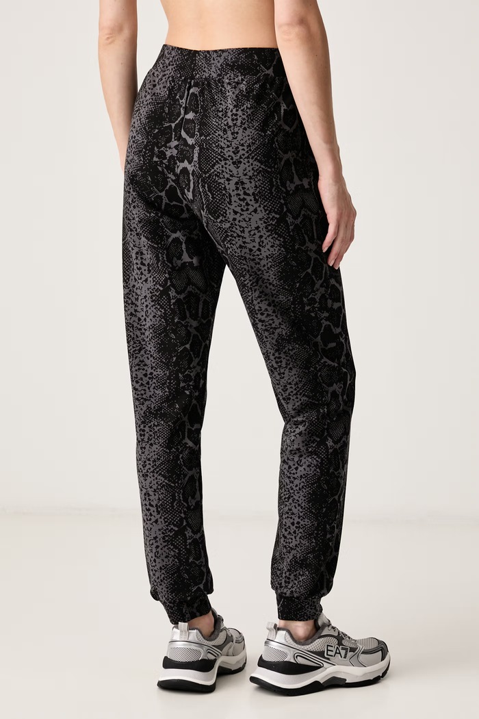 Odzież EA7 Emporio Armani spodnie dresowe damskie z bawełną AF26043.7W001416 szary