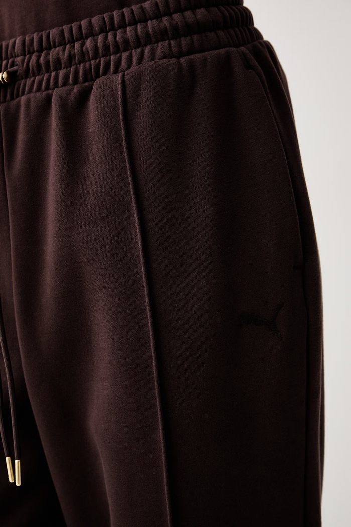 Puma spodnie dresowe damskie z bawełną HER brązowy 694032