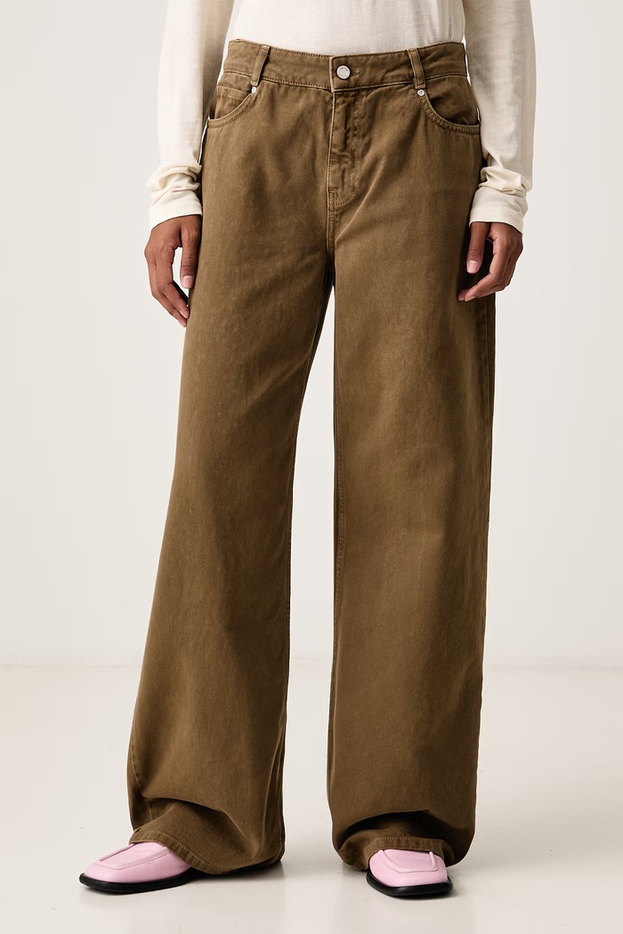 Stine Goya Jeansy damskie zielony SG.AW26.P197.2453