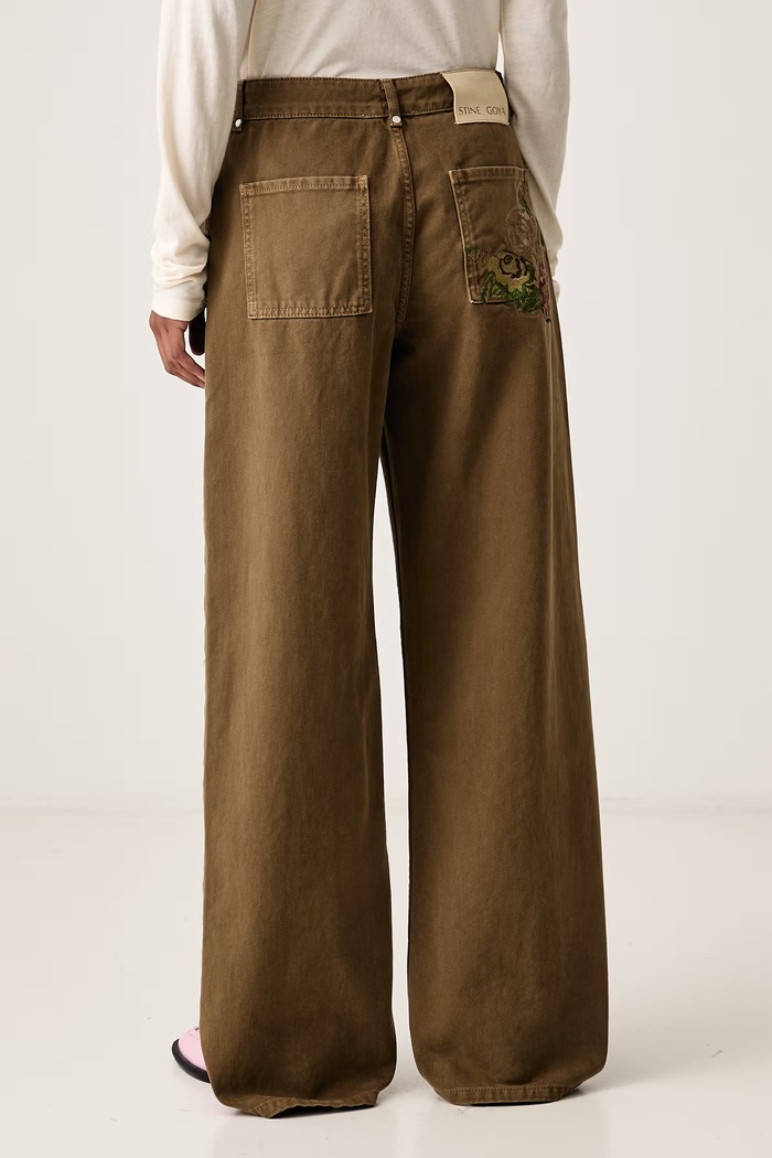 Odzież Stine Goya Jeansy damskie SG.AW26.P197.2453 zielony