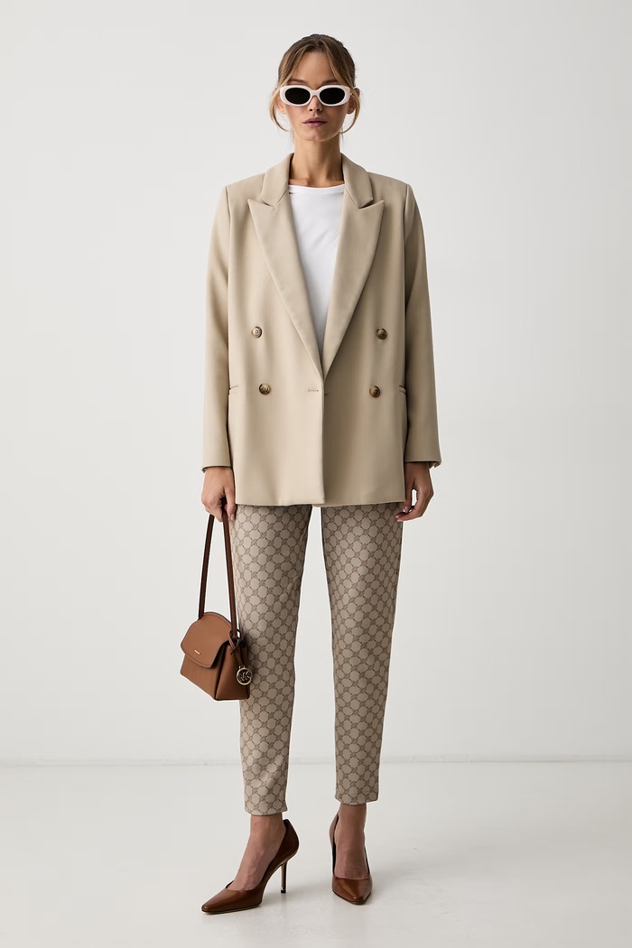 Joop! spodnie dresowe damskie 30104631 beżowy AW26