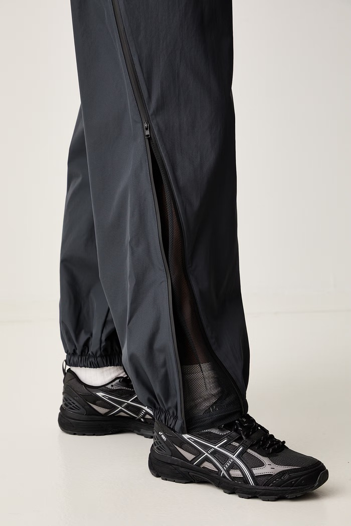 adidas by Stella McCartney spodnie joggery damskie KR6253 czarny