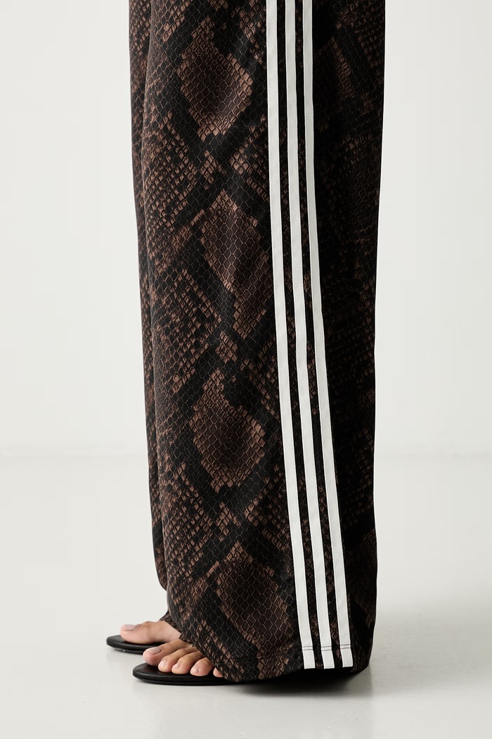 adidas Originals trenirka ženska Satin Snake rjava KX1887