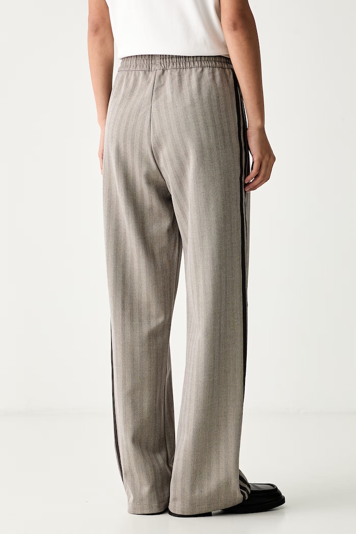 Odzież adidas Originals spodnie dresowe damskie KX1869 beżowy