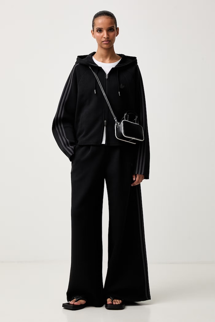 adidas Originals спортивные штаны для женщин с хлопком SST 2.0 KT1779 чёрный AW26