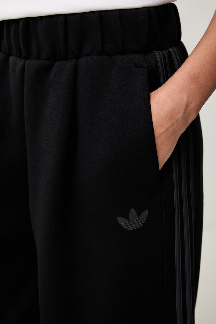 adidas Originals спортивные штаны для женщин с хлопком SST 2.0 чёрный KT1779