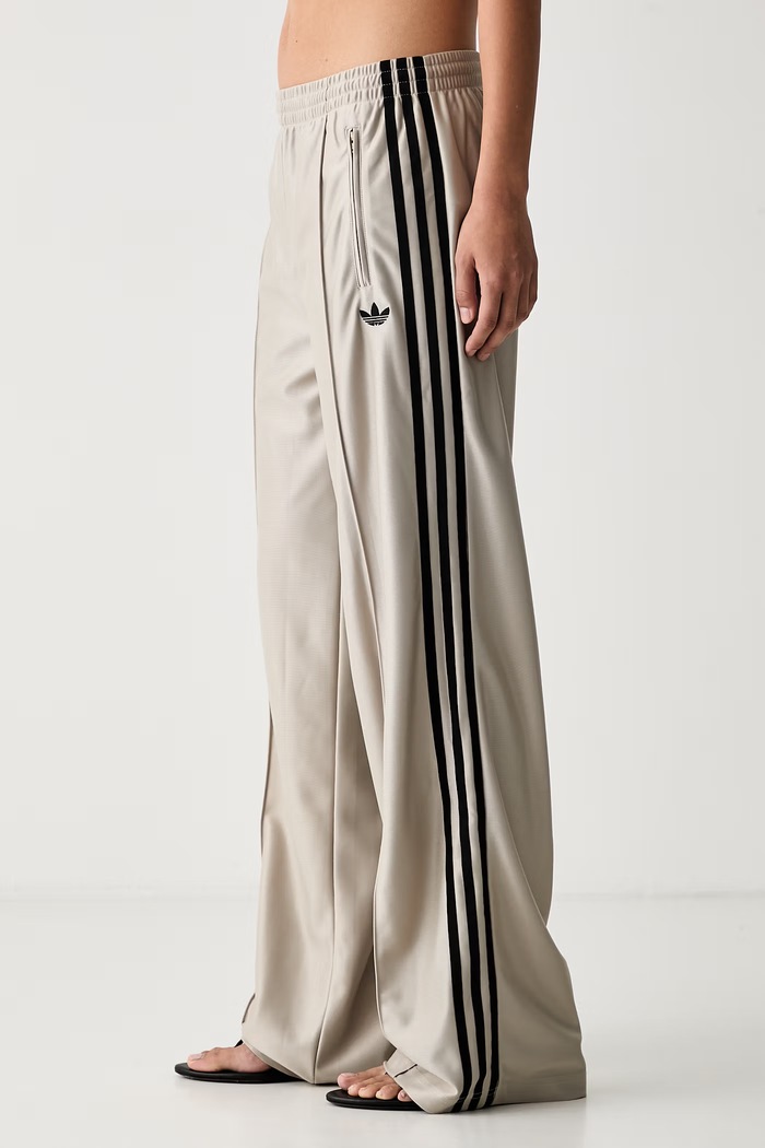 adidas Originals спортивные штаны для женщин Firebird бежевый KS9974