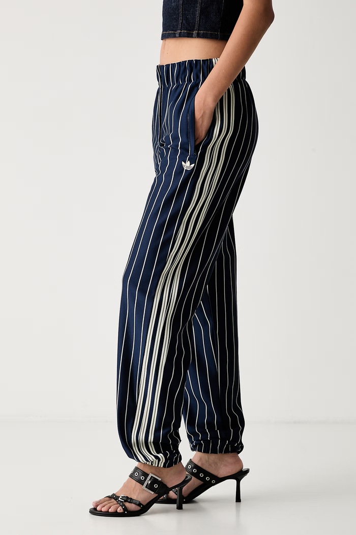 adidas Originals spodnie dresowe damskie Firebird granatowy KR7037