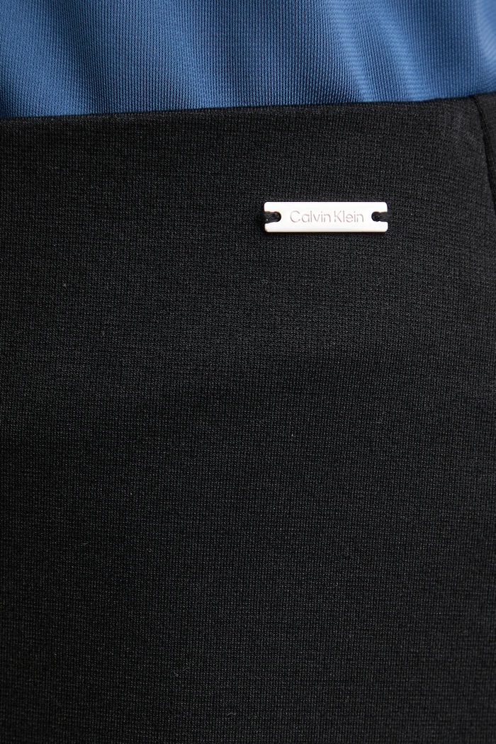 Calvin Klein spodnie damskie z wiskozą czarny LV044F659G