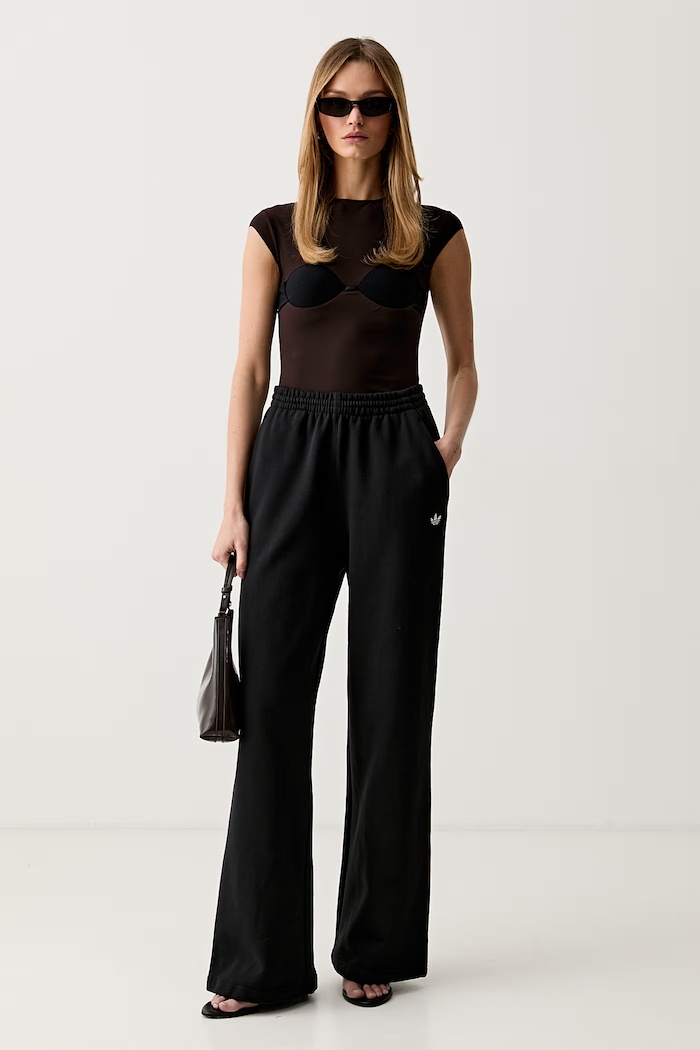 adidas Originals παντελόνι επίσημο γυναικείο με βαμβάκι Essentials KR3606 μαύρο AW26