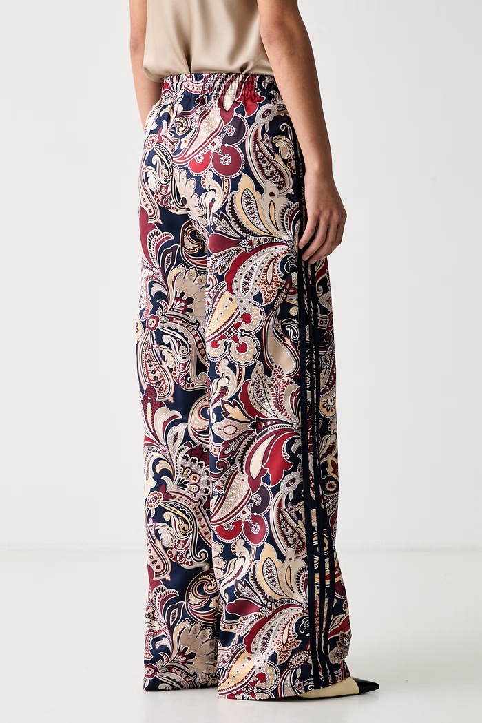 Odzież adidas Originals spodnie dresowe damskie Liberty KH0764 granatowy