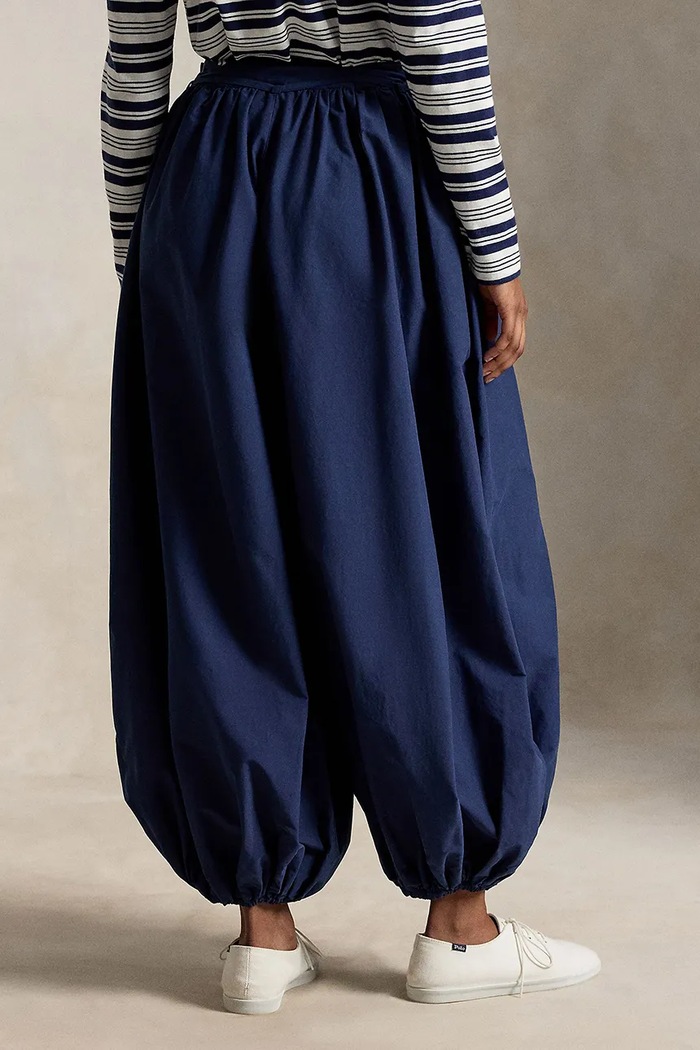 Polo Ralph Lauren spodnie damskie z dodatkiem jedwabiu 211B23851 granatowy AW26