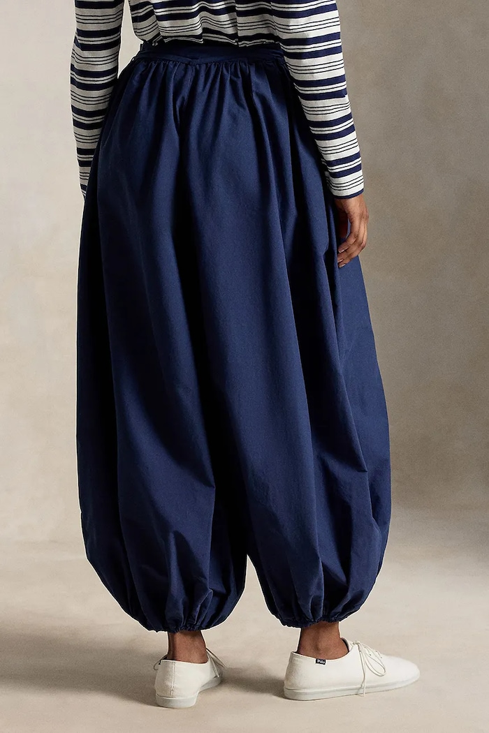 Polo Ralph Lauren spodnie damskie z dodatkiem jedwabiu 211B23851 granatowy AW26