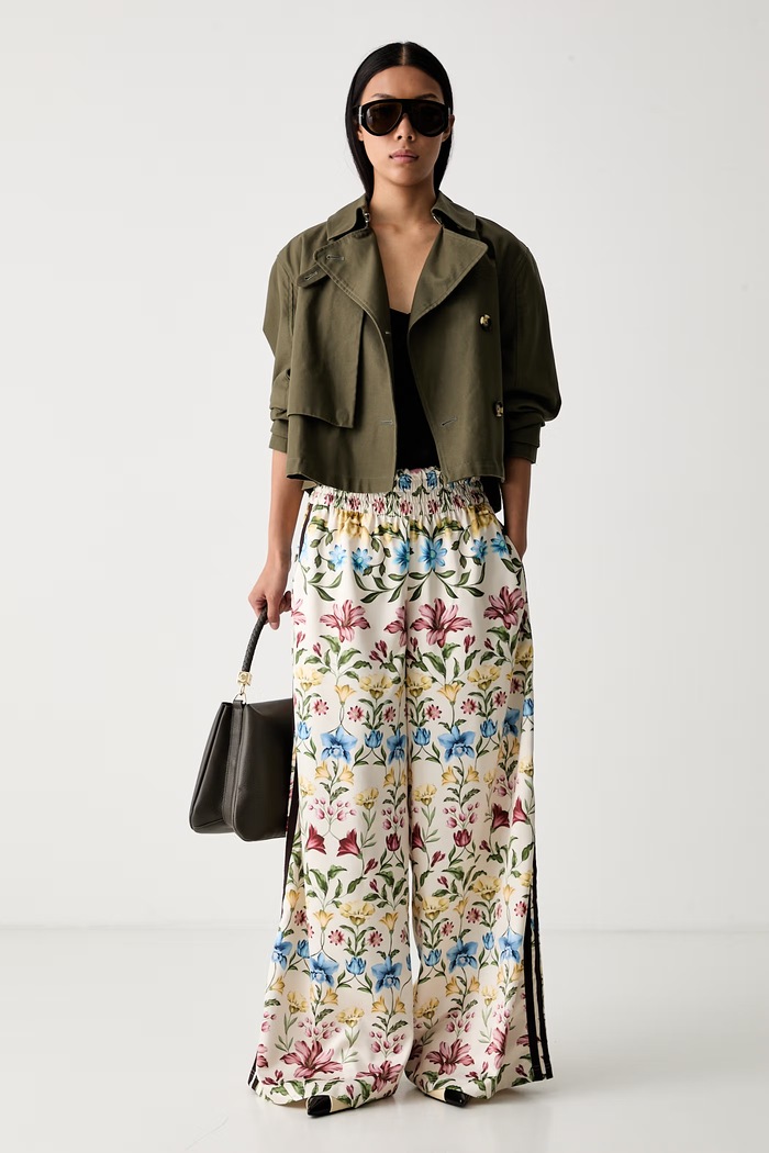 adidas spodnie wide leg damskie x Farm Rio KZ5537 beżowy AW26