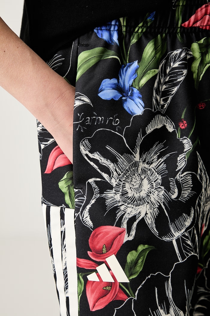 adidas spodnie dresowe damskie z bawełną x Farm Rio KR0243 czarny