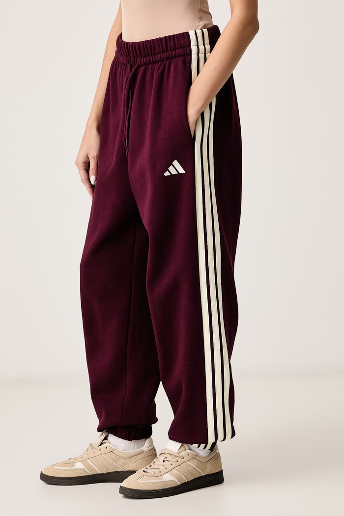 Спортен панталон дамски с памук Essentials adidas KZ2081 бордо
