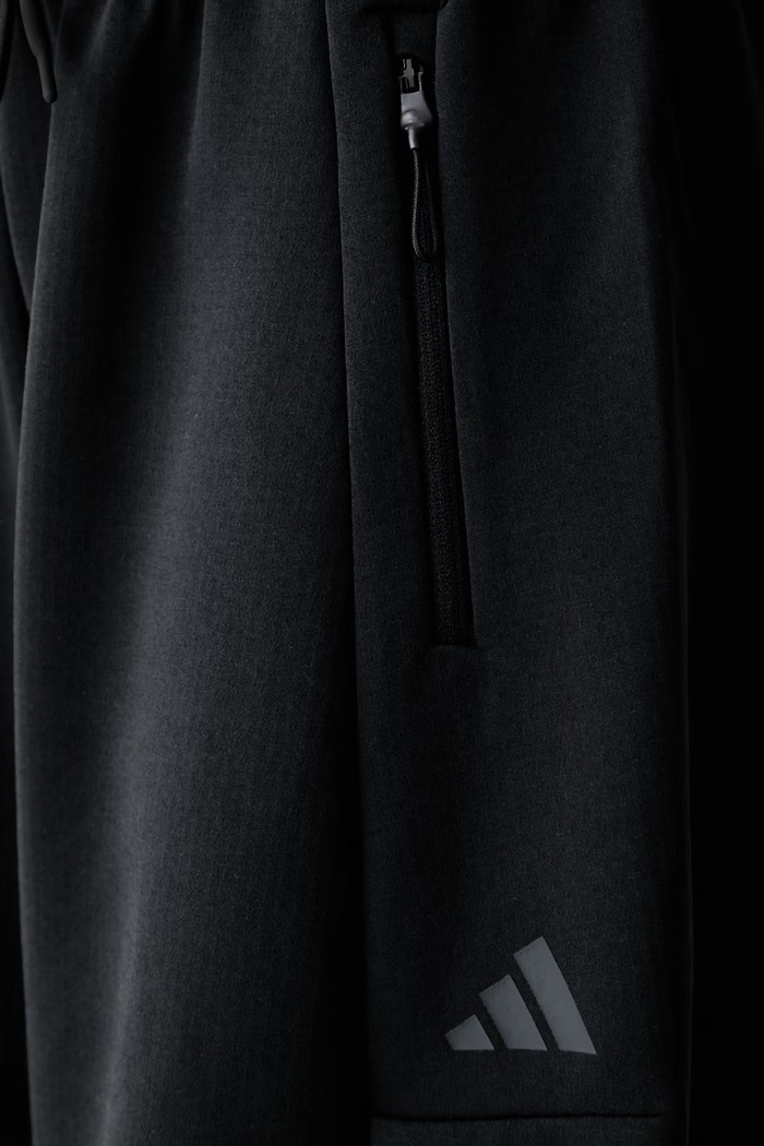 adidas spodnie dresowe damskie Z.N.E czarny KH0483