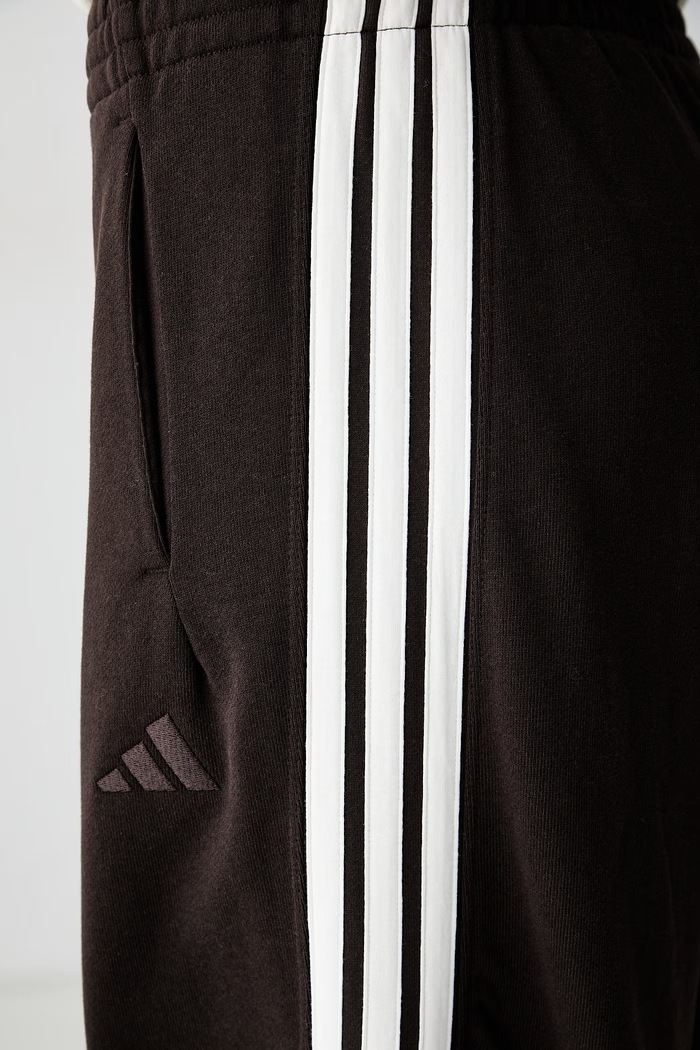 adidas spodnie dresowe damskie bawełniane brązowy KW7703