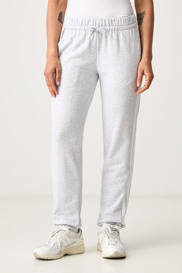 adidas spodnie dresowe damskie z bawełną Essentials szary JD5311