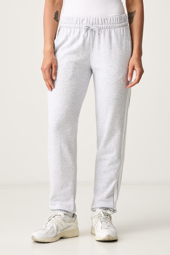 adidas spodnie dresowe damskie z bawełną Essentials szary JD5311