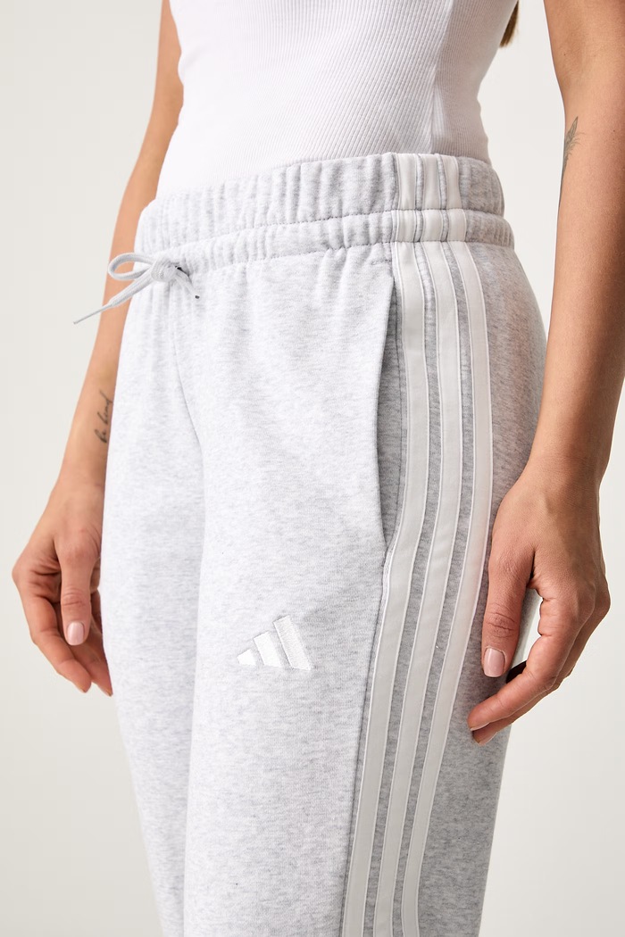 adidas spodnie dresowe damskie z bawełną Essentials szary JD5311