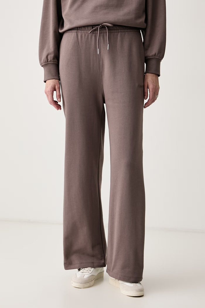 Calvin Klein Spodnie dresowe damskie bawełniane brązowy LV044G248G