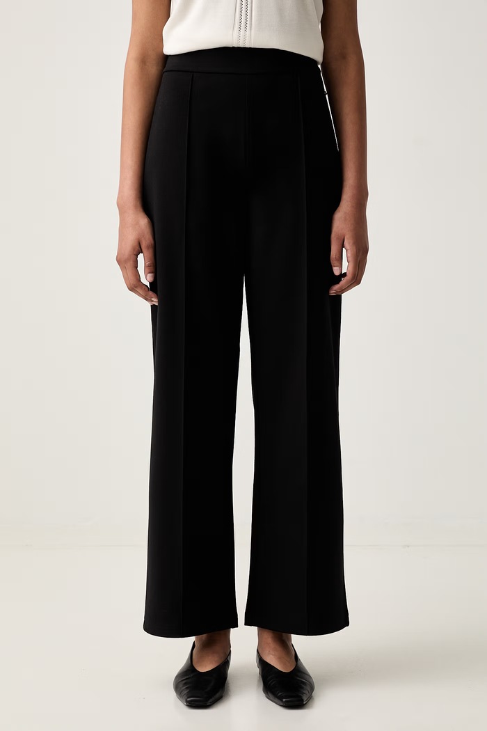 Calvin Klein hlače za žene crna LV044G210G