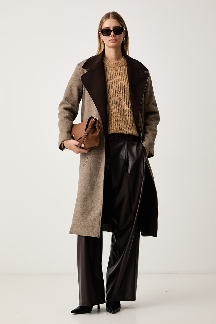BOSS Spodnie straight damskie Tiana4-M 50564757 brązowy AW26
