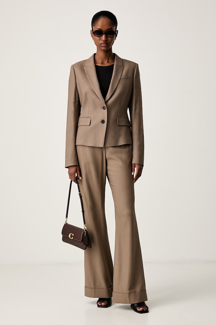 BOSS ravne ženske hlače s viskozom 50564488 smeđa AW26