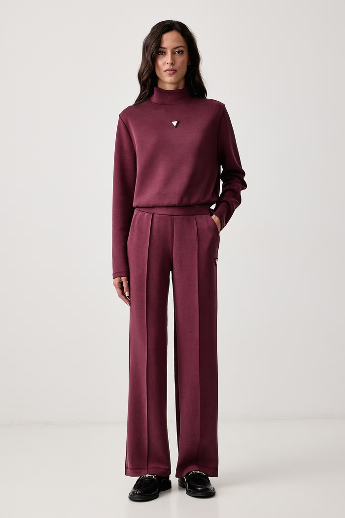 Guess Teplákové nohavice dámske s modalom OLYMPE V6YB18.K4315 burgundské AW26