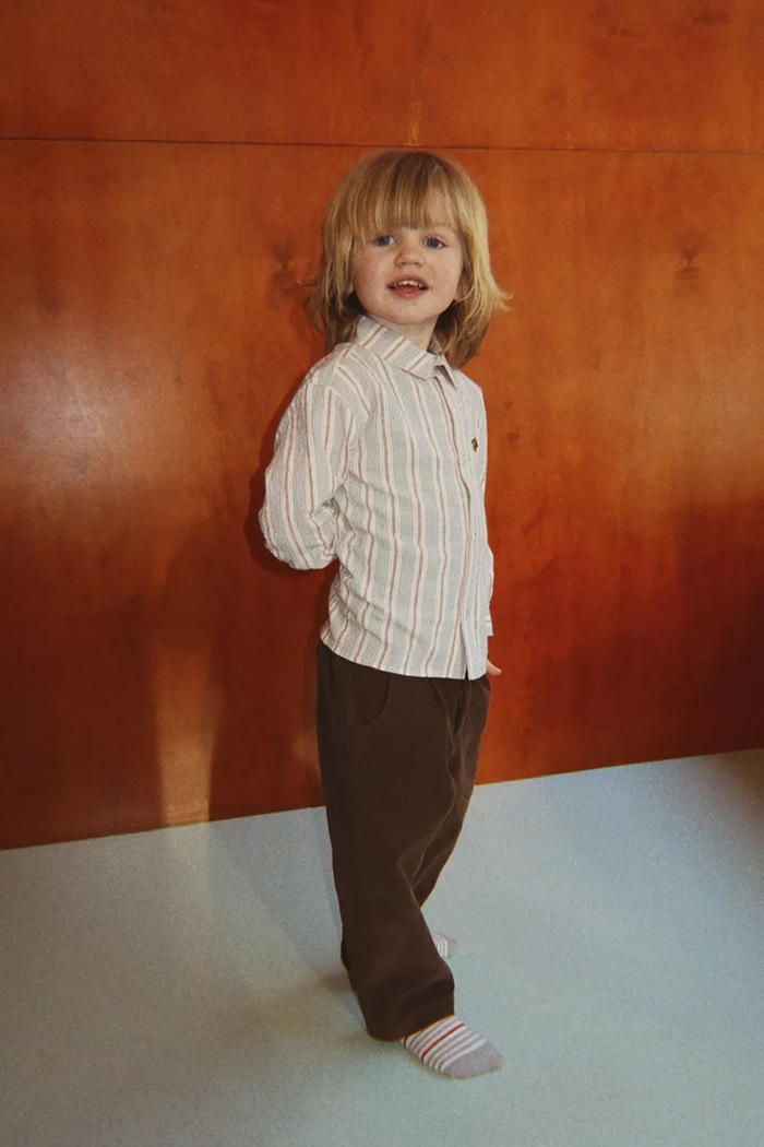 Konges Sløjd Spodnie dziecięce bawełniane z elastanem REMY PANTS GOTS brązowy KS106584.9BY2