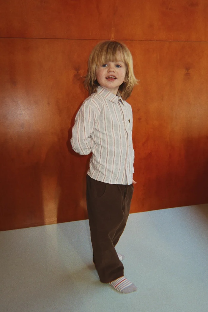 Konges Sløjd Spodnie dziecięce bawełniane z elastanem REMY PANTS GOTS brązowy KS106584.9BY2
