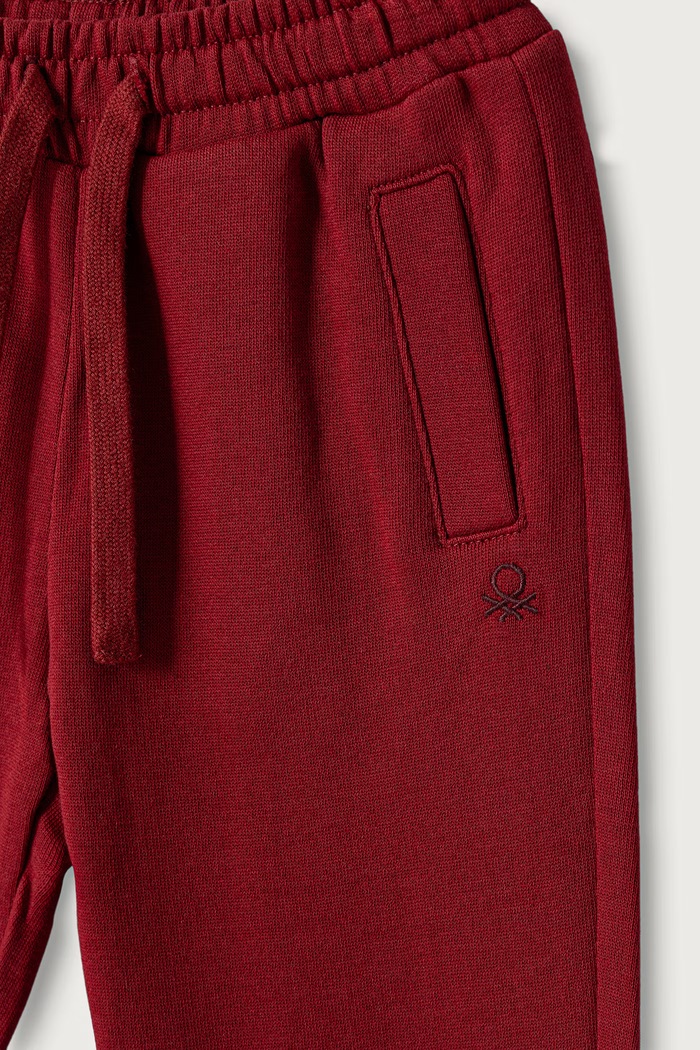 BIMBA United Colors of Benetton Pantaloni da tuta per bambini in cotone 3J70GF05J.P.Seasonal granata