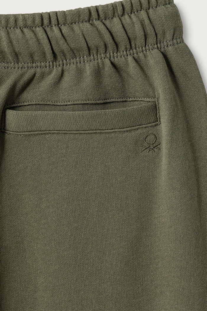 BIMBA United Colors of Benetton Pantaloni da tuta per bambini in cotone 3J68CF077.G.Seasonal verde