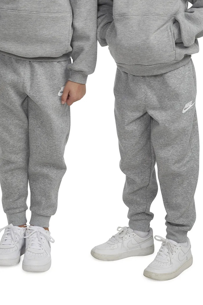 Nike Spodnie dresowe dziecięce z bawełną 86L091 szary AW26