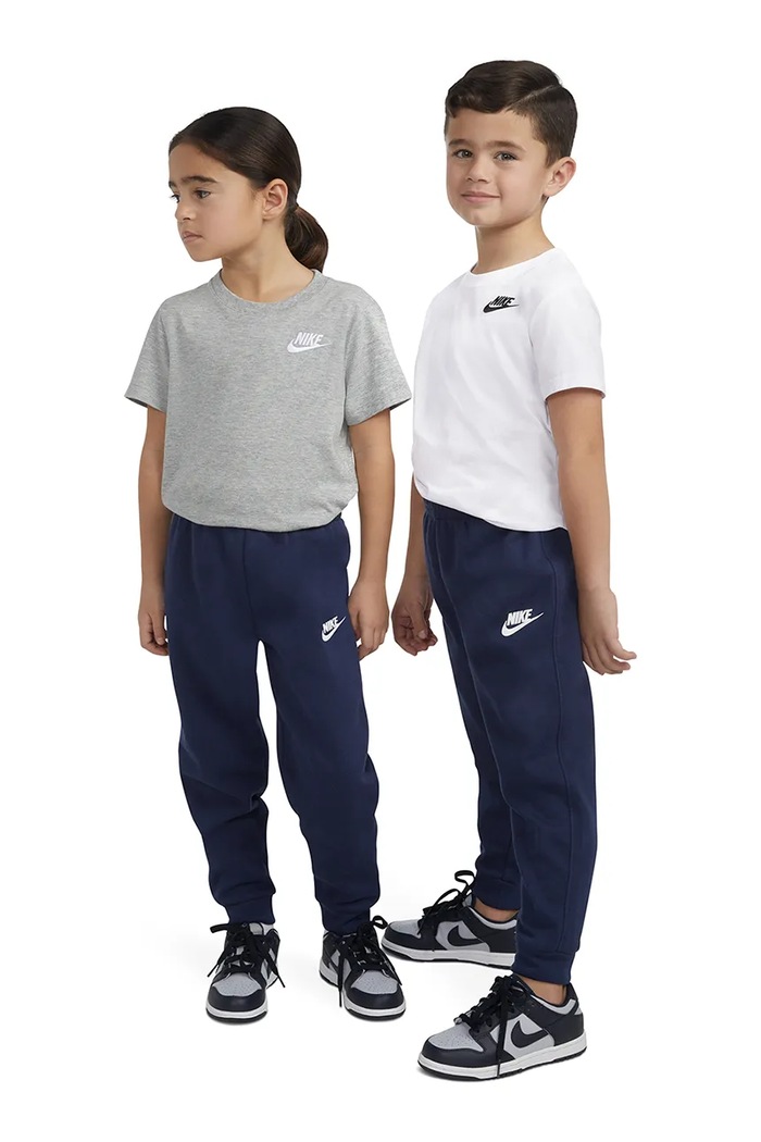 Nike Spodnie dresowe dziecięce z bawełną 86L091 granatowy AW26