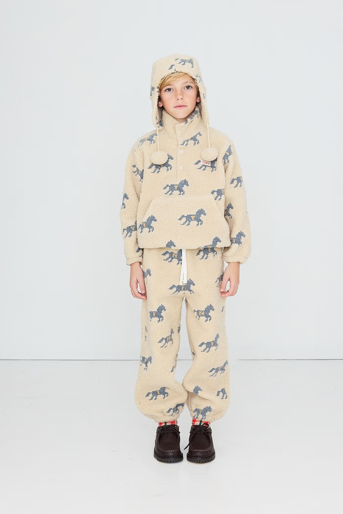Spodnie dresowe dziecięce polarowe HORSES SHERPA SWEATPANT Tinycottons beżowy AW26.250